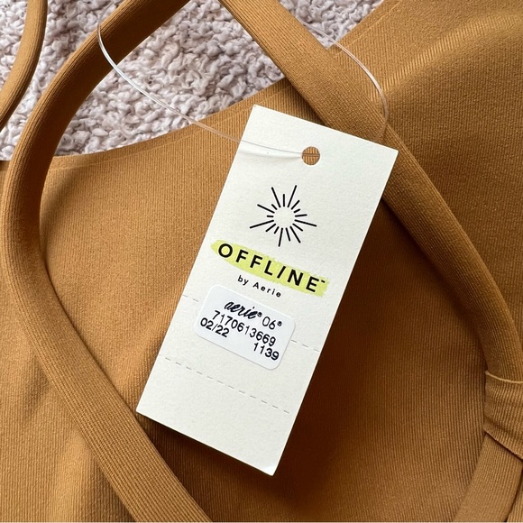 Aerie, steapy sport bra, size large - Picture 5 of 9